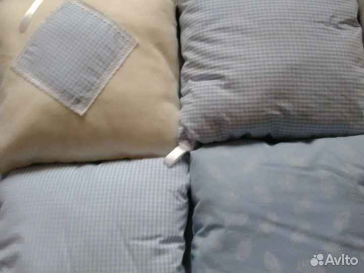 Бортики- подушки в кроватку