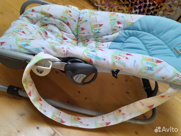 Шезлонг для новорожденных