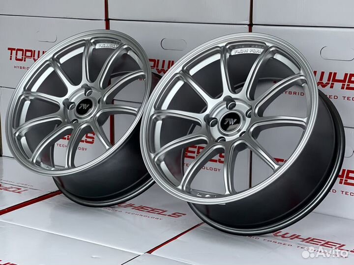 Topwheels GT05 18 8.5J +38 5x114,3 вес 8,3kg HS