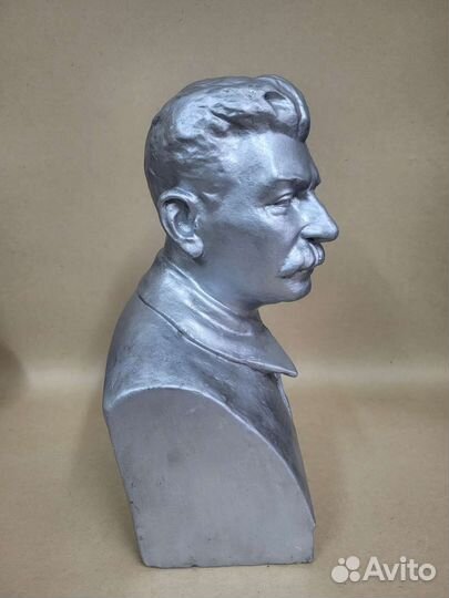 Бюст Сталина. 1938г. Старая Гжель