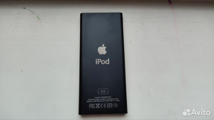 iPod nano 2 8гб
