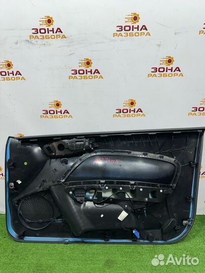 Обшивка боковой двери передняя левая Audi A1 8X