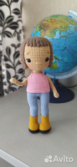 Вязаная кукла