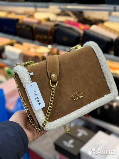 Сумка Guess замшевая с мехом