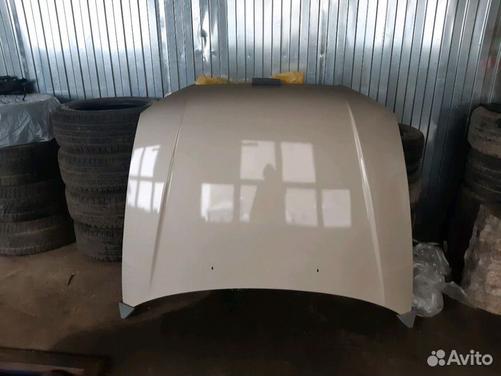 Капот бежевый Hyundai Accent