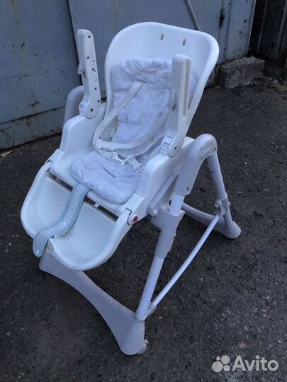 Детский стульчик для кормления