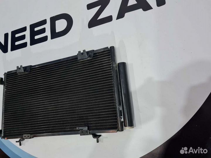Радиатор кондиционера Toyota Avensis