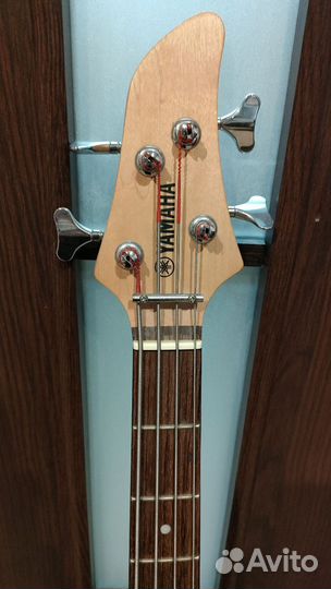 Бас-гитара yamaha+утепленный чехол