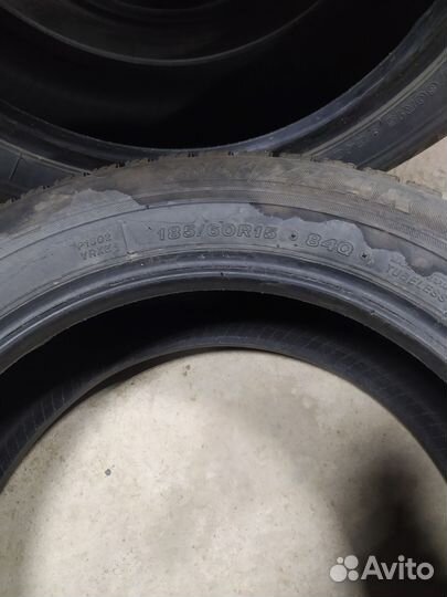 Bridgestone Blizzak VRX 185/60 R15