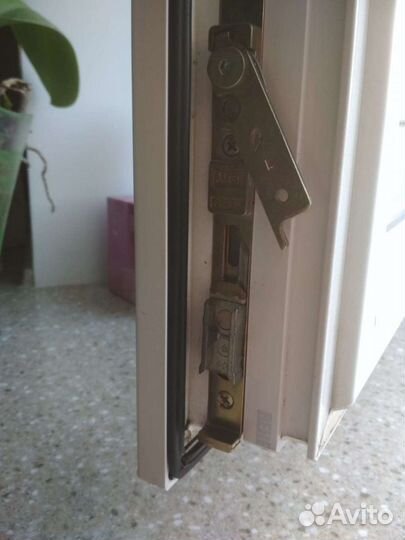 Ремонт окон, замена стеклопакетов, стёкол