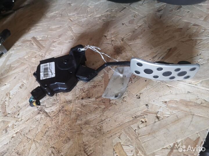 Педаль газа subaru impreza gj6