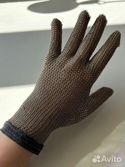 Кольчужная перчатка