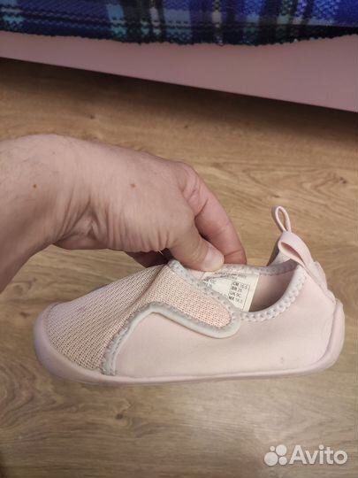 Аквашузы для девочки 26