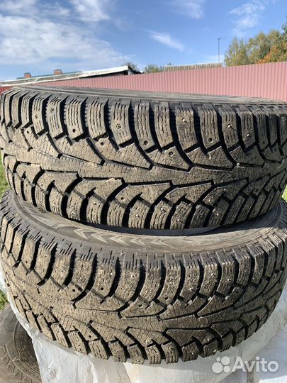 Nokian Tyres Hakkapeliitta 5 SUV 235/65 R17 106T