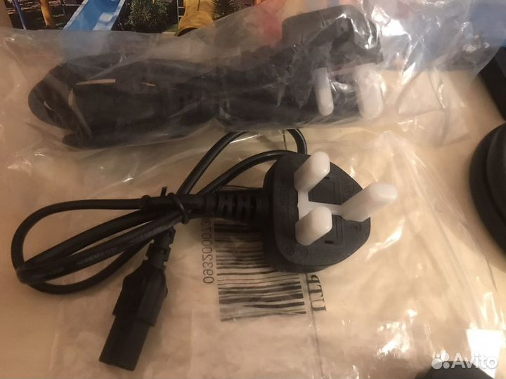 Кабель питания/Британская вилка/Scart/Запечатан