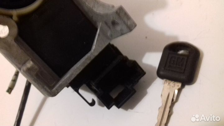 Tahoe GMT 840 замок зажигания