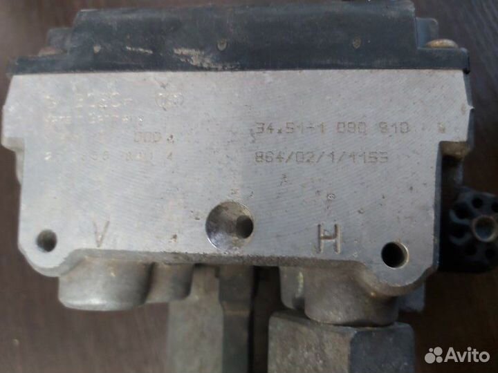 Блок ABS Bmw 520I E39 M52 1996