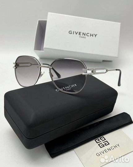 Солнцезащитные очки givenchy