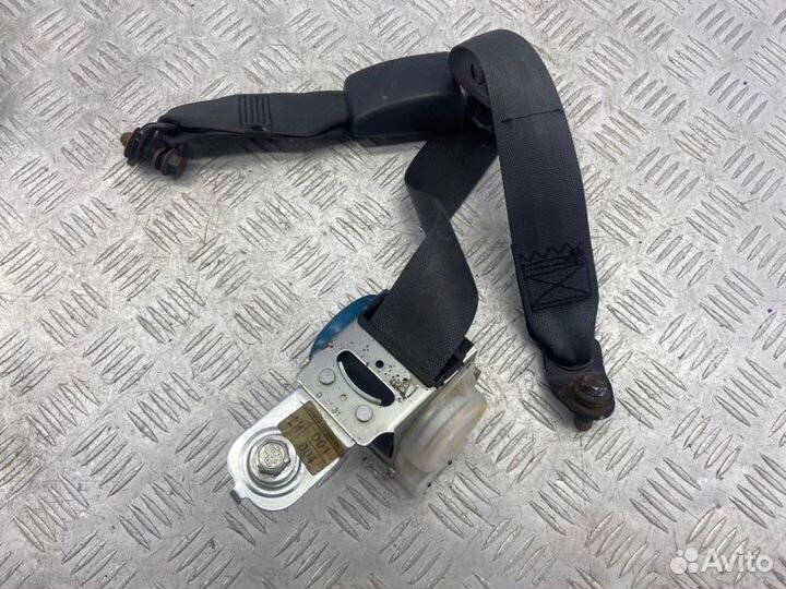 Ремень безопасности задний Hyundai Elantra HD 1.6