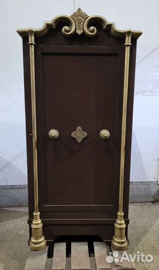 Старинный сейф Сань - Галли 19 в