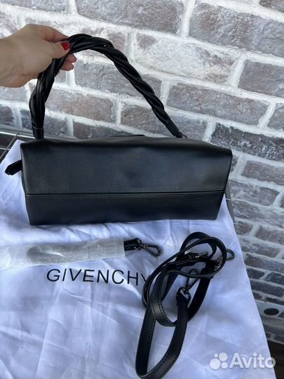 Сумка женская givenchy