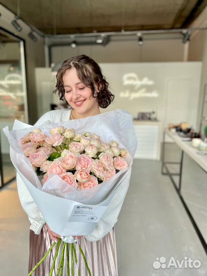 Доставка цветов и букетов