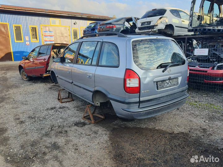 Крышка багажника Opel Zafira А рест. 2004г