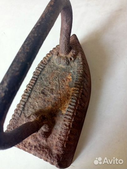 Утюг чугунный старинный