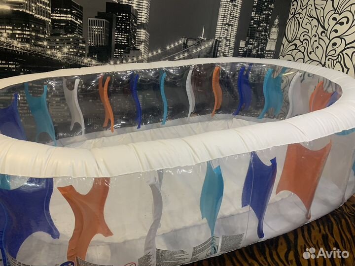 Надувной бассейн