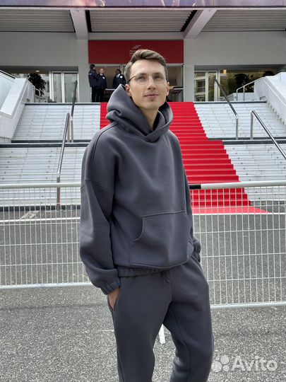 Продаются костюмы из футера