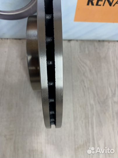 Тормозной диск перед Renault logan 2 Лев, Прав