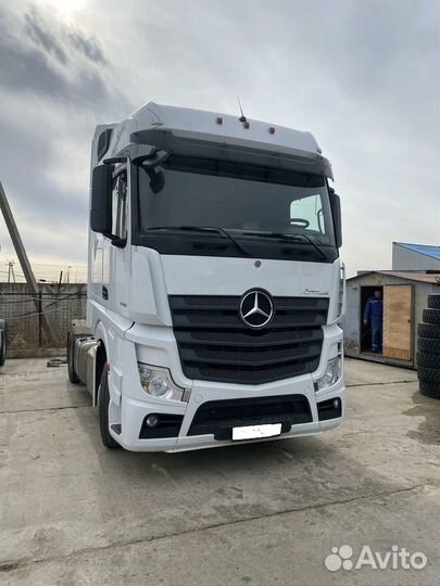 Водитель реф или тент категории Е на Mercedes-Benz