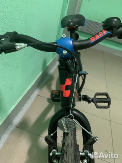 Велосипед cube