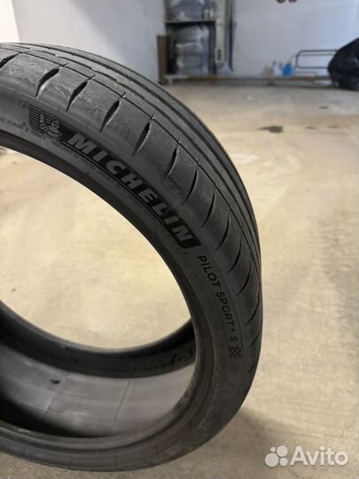 Michelin Pilot Sport 4 S 245/35 R20