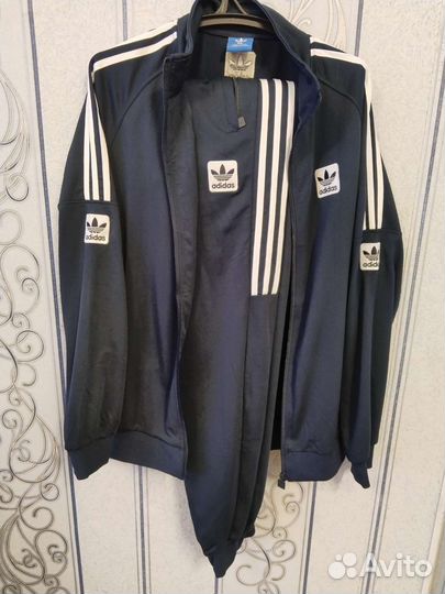 Спортивный костюм adidas новый