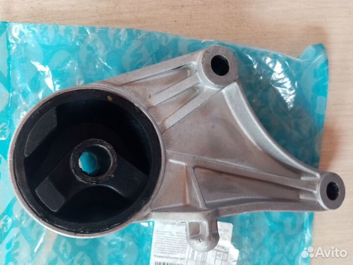 Подушка двс Опель Астра