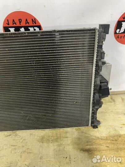 Радиатор охлаждения Volvo XC60