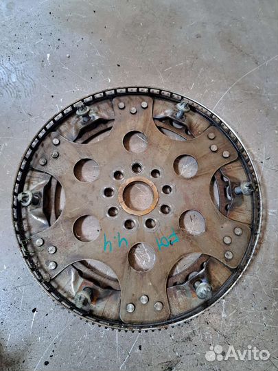 Маховик на BMW F01