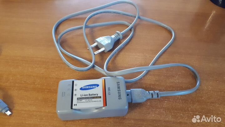 Цифровой фотоаппарат Samsung