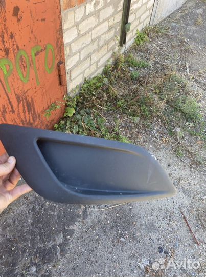 Левая заглушка туманки форд фокус 2 рест