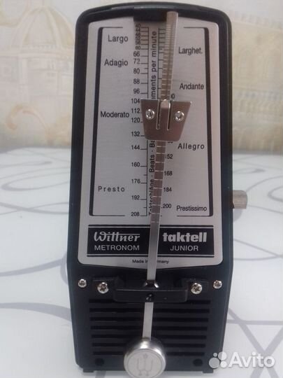 Метроном механический