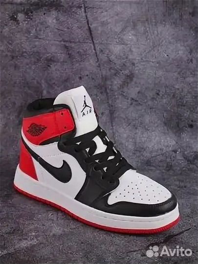 Nike air jordan 1. Nike jordan executive. Джорданы высокие. Джорданы кроссовки высокие мужские. Джорданы белые высокие.