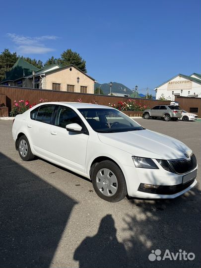 Skoda Octavia 1.6 AT, 2018, 177 000 км