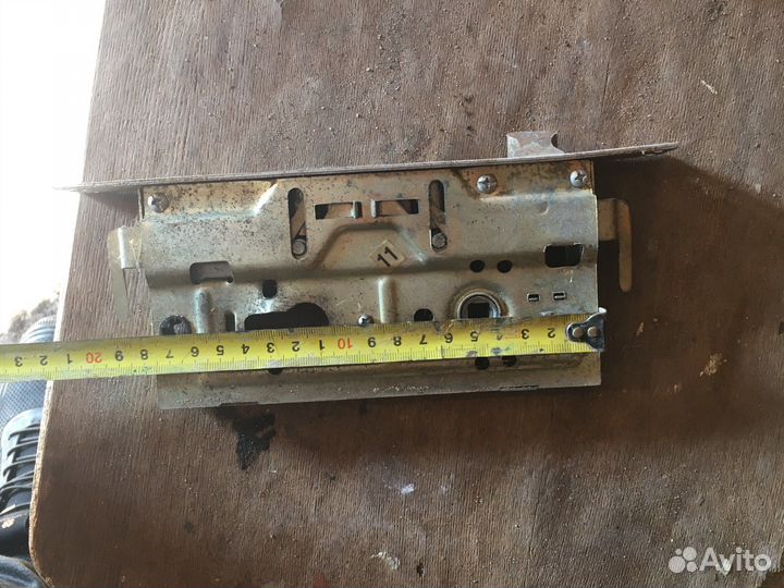 Замок для входной двери бу