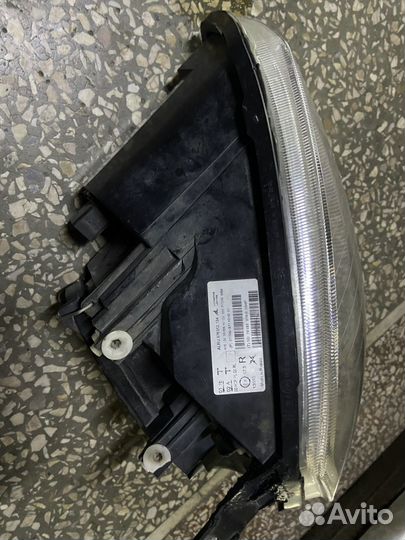 Фара левая priora 2