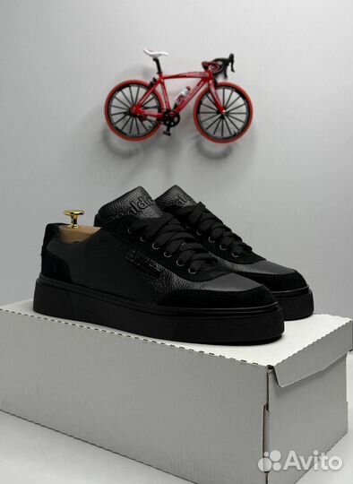 Кроссовки Baldinini