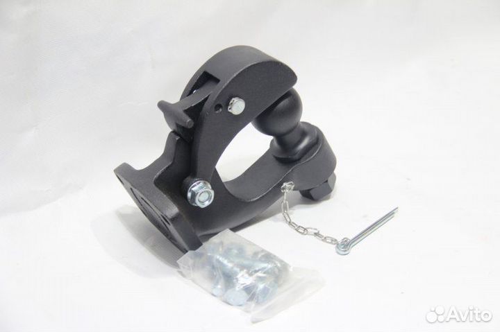 Фаркоп универсальный / сцепное устройство черный