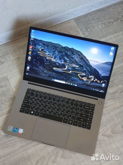 Infinix inbook x2 plus i5 11th/iris xe graphics