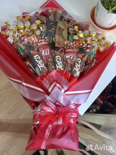 Сладкие букеты из конфет