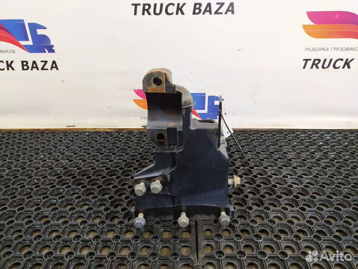 Кронштейн торсиона кабины правый Daf XF106